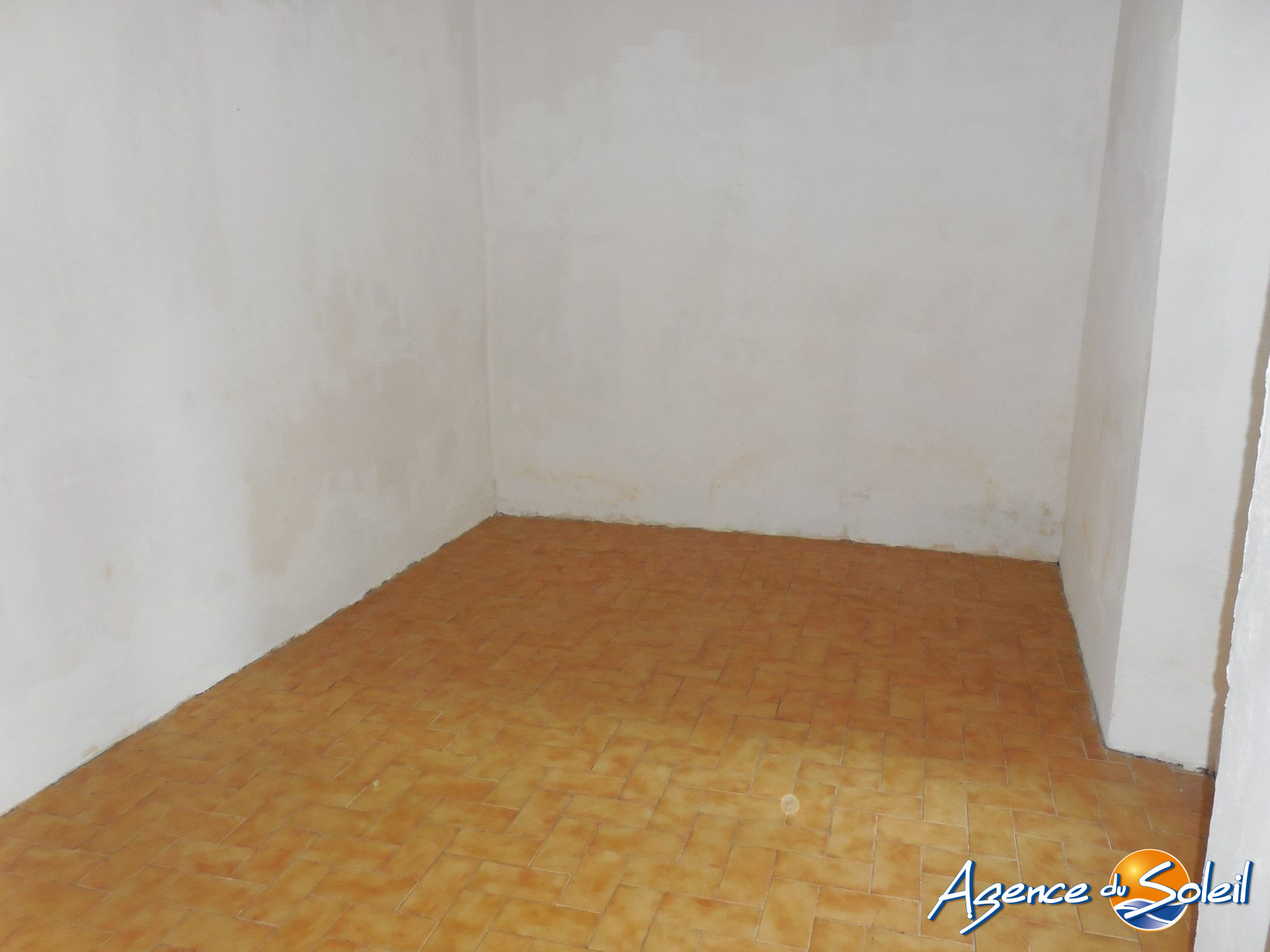 Photo 12 - Maison Port-la-Nouvelle (Réf. 10-10648-AGENCEDUSOLEIL)