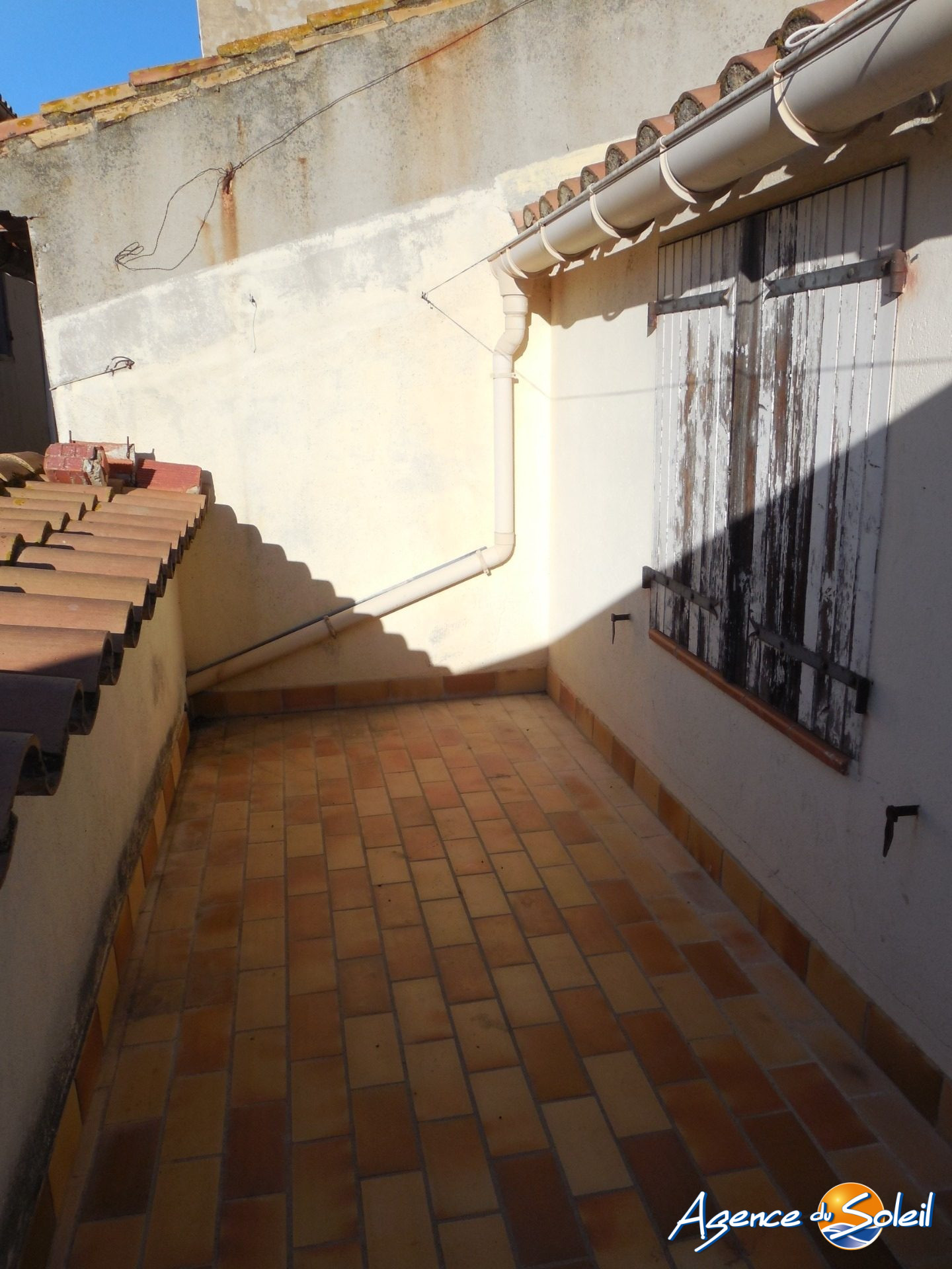 Chambre - Maison Port-la-Nouvelle (Réf. 10-10648-AGENCEDUSOLEIL)