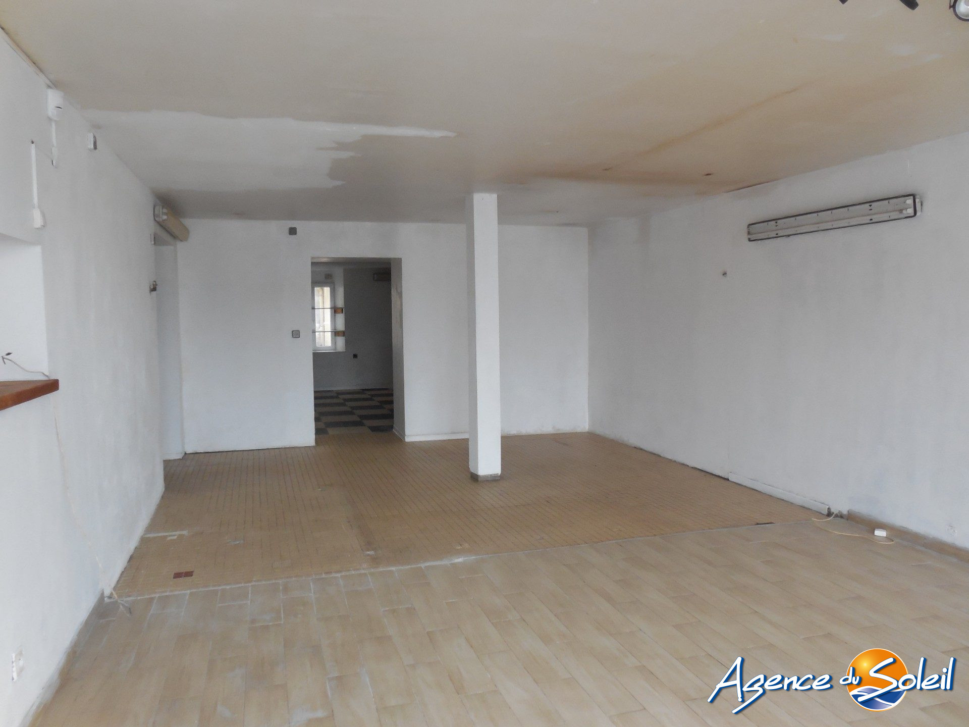 Vue extérieure - Maison Port-la-Nouvelle (Réf. 10-10648-AGENCEDUSOLEIL)