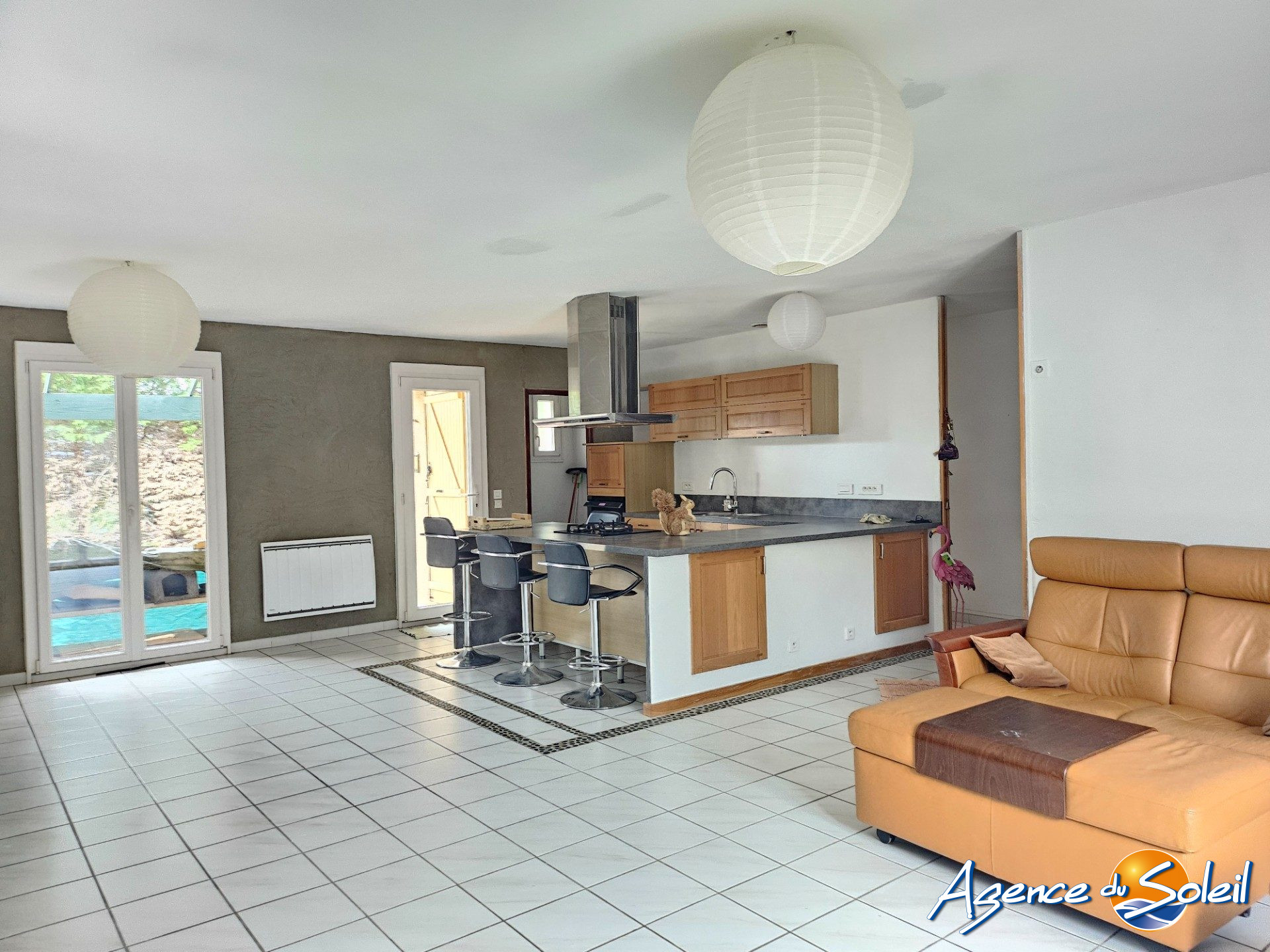 Vue intérieure - Maison Tourouzelle (Réf. 26-9457-AGENCEDUSOLEIL)