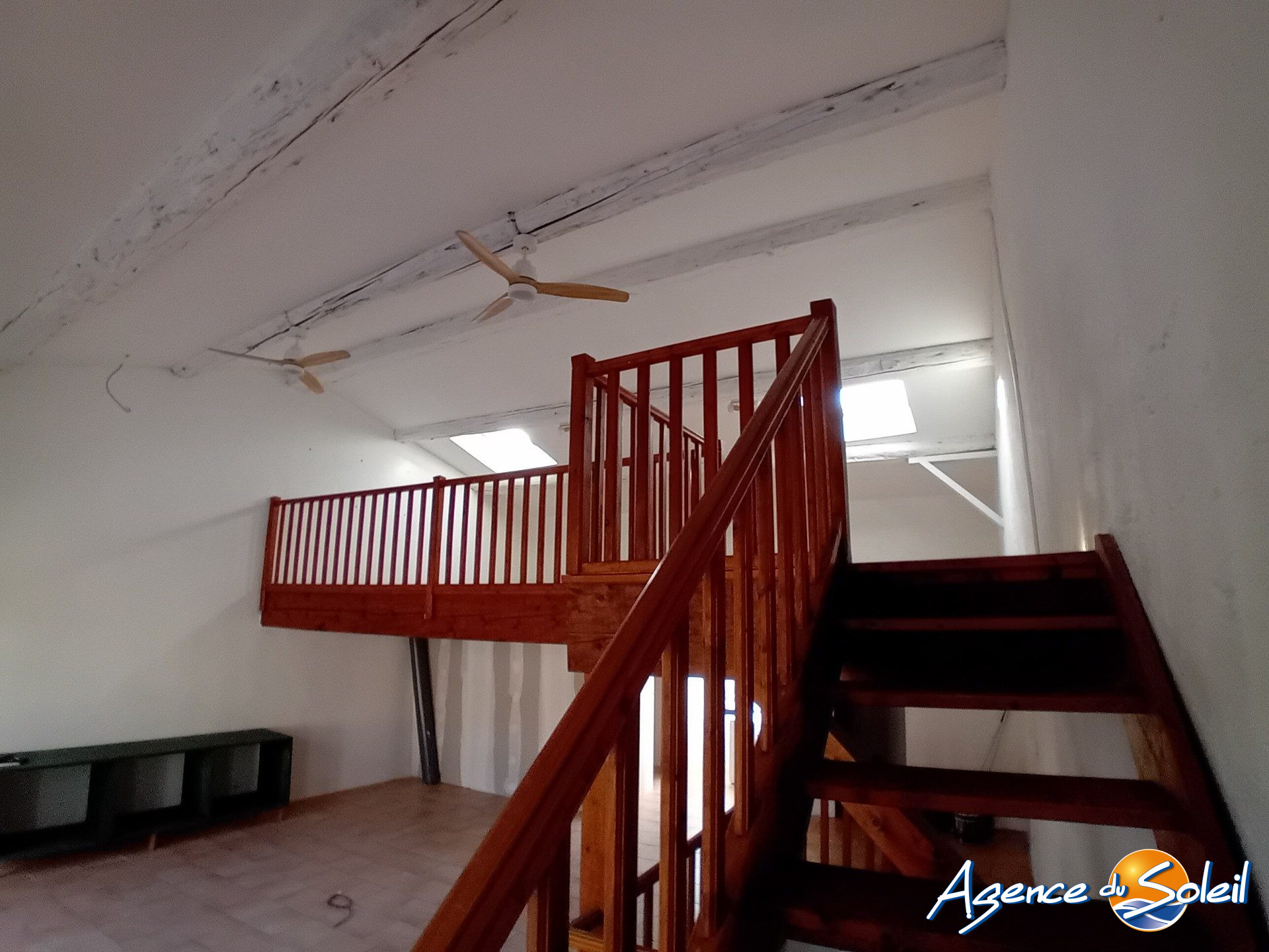 Vue extérieure - Immobilier Pro Lagrasse (Réf. 26-10574-AGENCEDUSOLEIL)