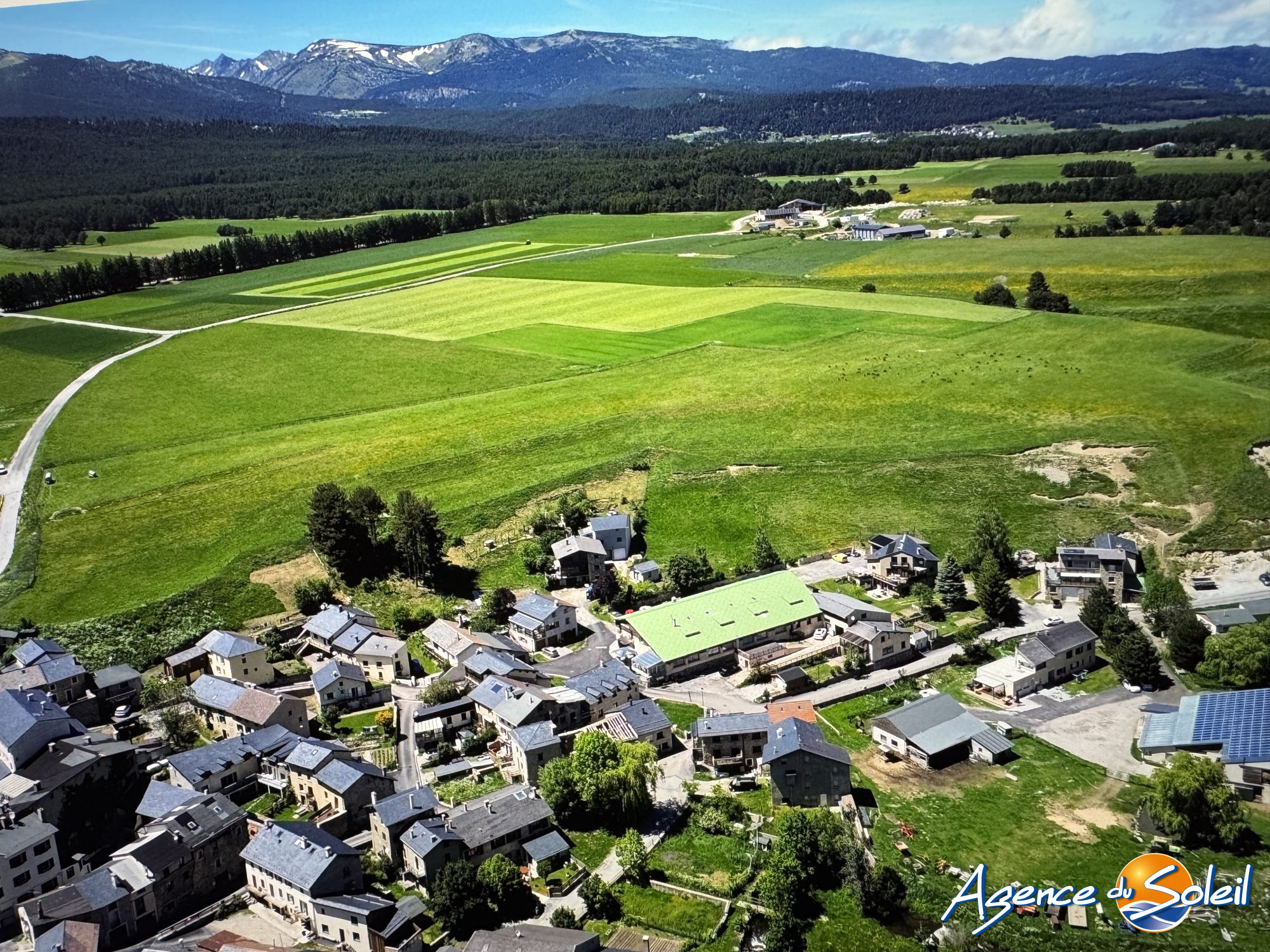 Immobilier Pro en vente à Matemale - Agence du Soleil (Réf. 35-11317-AGENCEDUSOLEIL)
