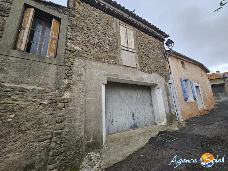 Stationnement a vendre a Escales - 64 m2