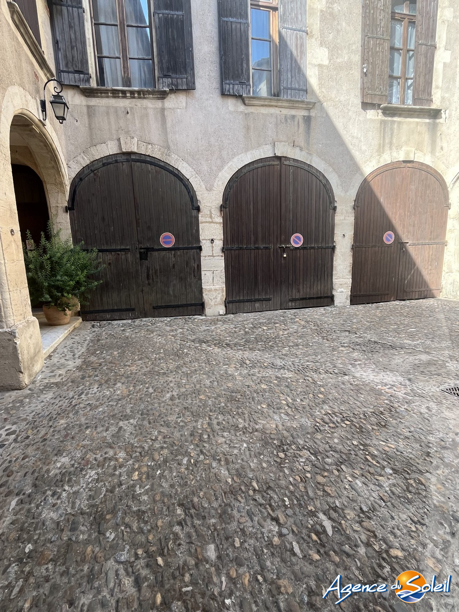 Stationnement en vente à Narbonne - Agence du Soleil (Réf. 11-11398-AGENCEDUSOLEIL)