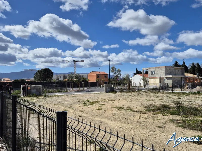 Terrain à vendre à Elne - 0 m2